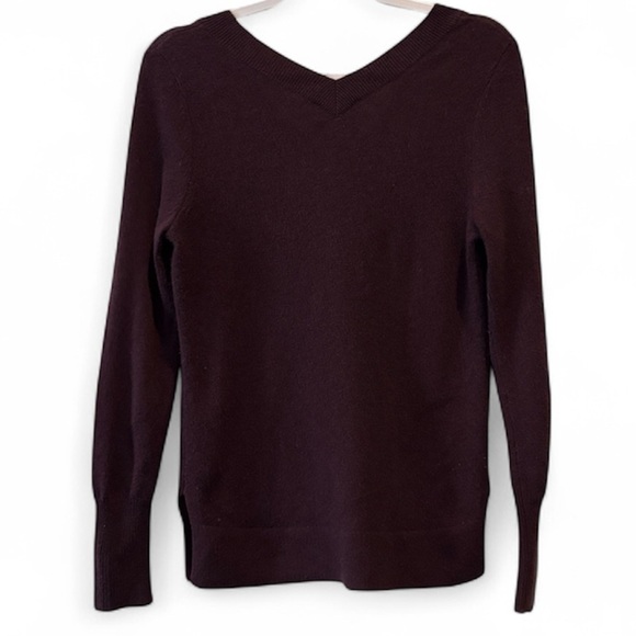 Halogen 100% Cashmere Burgundy V-Neck Sweater Size XS - Picture 5 of 8